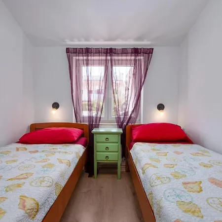 Vera Apartment
