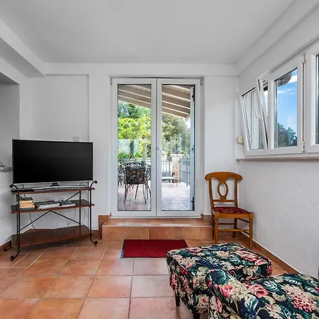 Vera Apartment *
