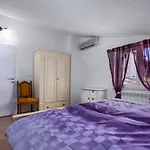 Vera *