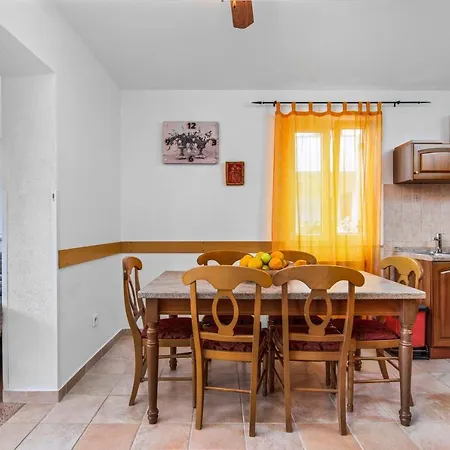 Vera Apartment *