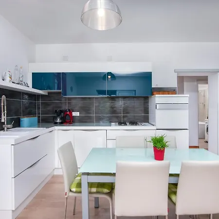 Apartment Vera *